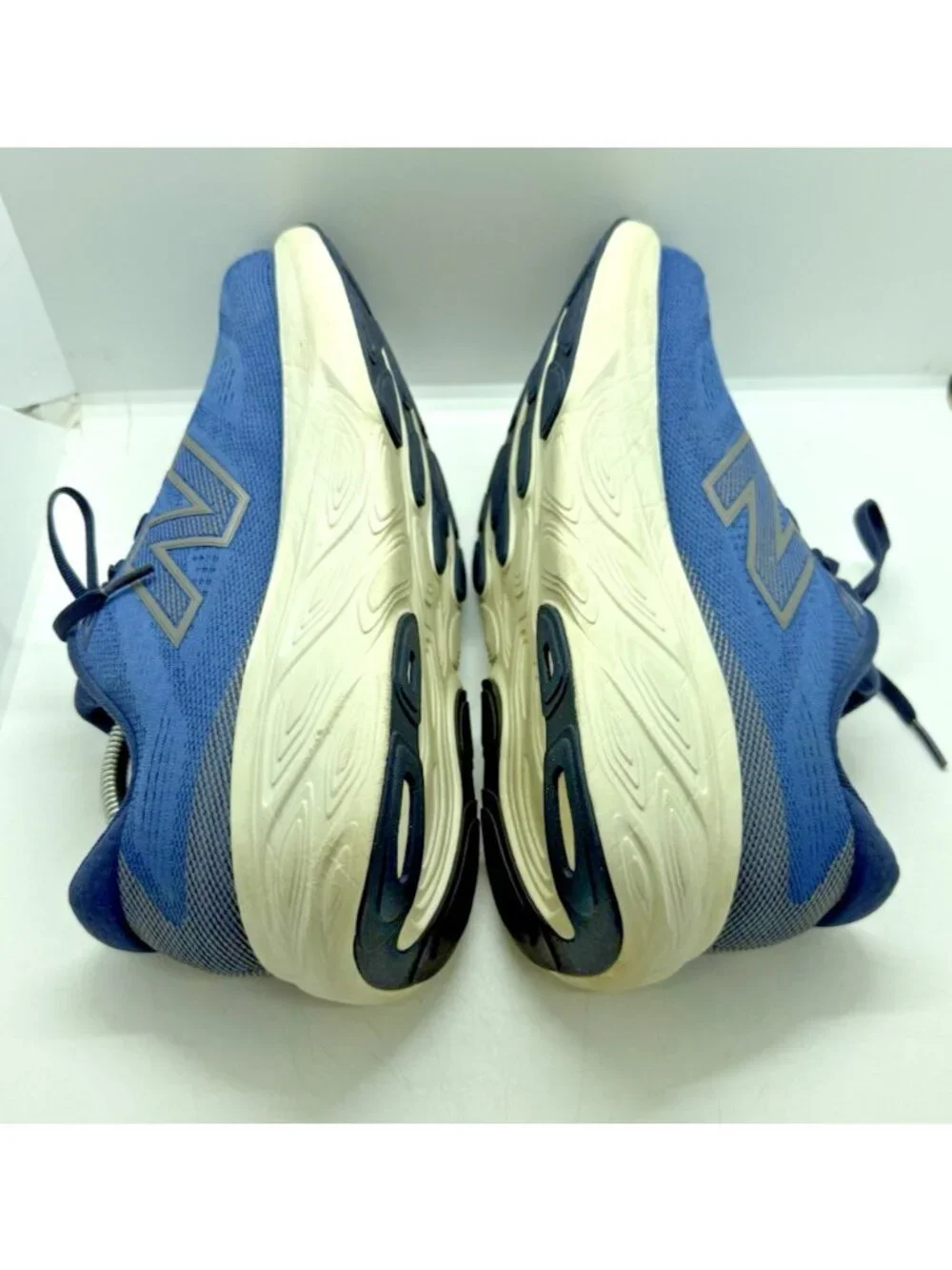 New Balance Fresh Foam 880v15 Running Shoe M 8.5 W 10 2E Blue Sneakers Sea Stone